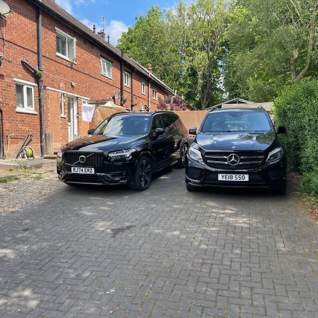 Lodge Park - 2 Minutes Walk To Stoke Hospital Exterior foto